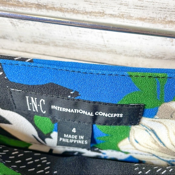 I.N.C | Blue Floral Wide Leg Pants - Picture 5 of 9